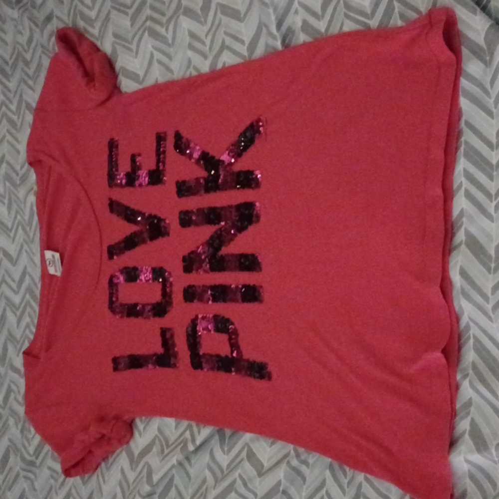 Women's/young ladys petite small low cut love pink tshirt